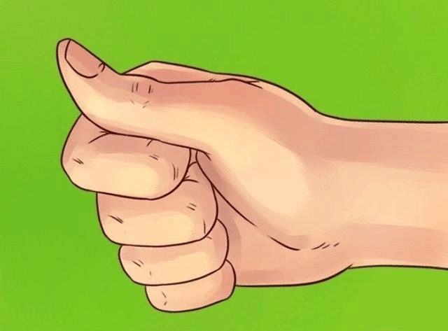 心理学:你平时是哪种握拳方式?看出你隐藏的性格,准
