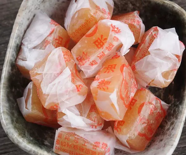 盘点4种"out"的童年零食:冰袋上榜,最后一种你见过吗?