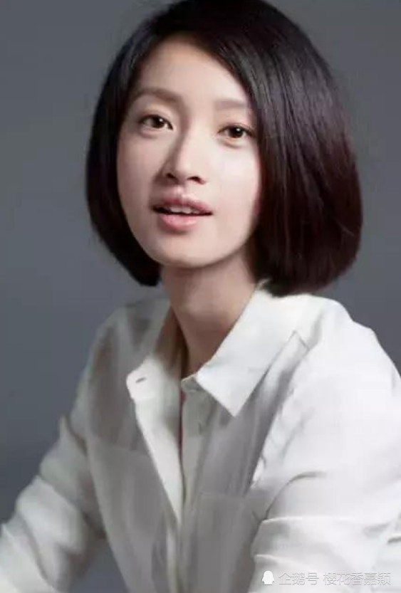 朱亚文爱了她5年,在镜头前眉毛都不化,相比王