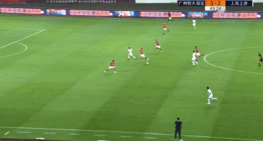 这次单刀没丢!武磊助上港扳平 追平李金羽单赛