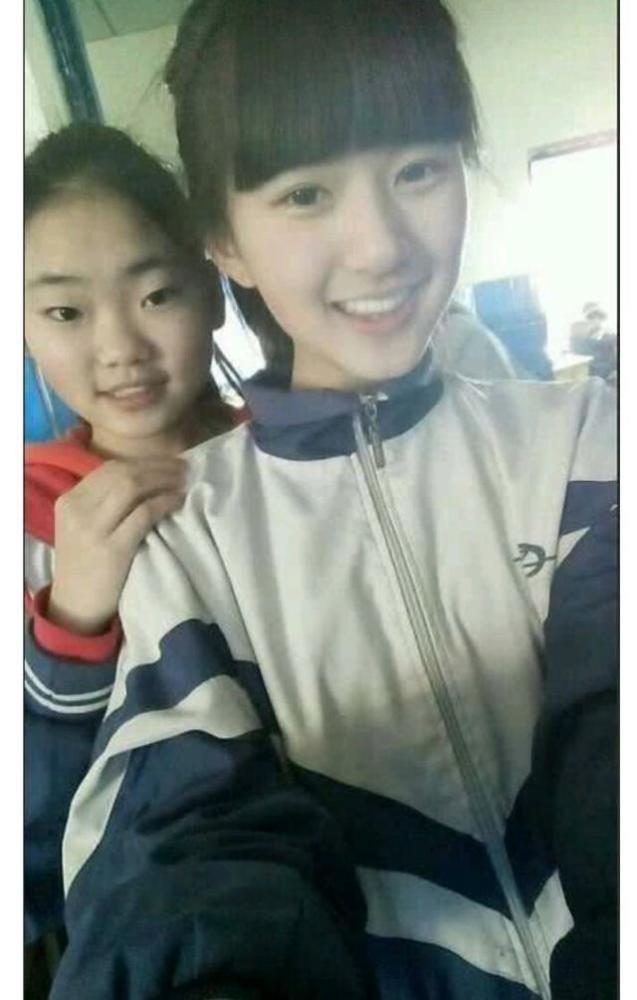 赵露思学生时代照片爆出,竟被90后当过qq头像,网友:厉害!