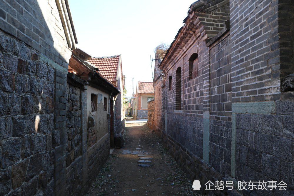 烟台莱阳白龙河沿岸一个村庄的实景,住了很多贾姓人