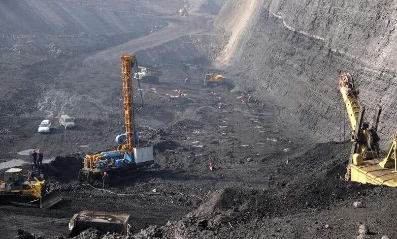 中国最大的煤矿大省,70%的土地上都有煤炭资源,知道在