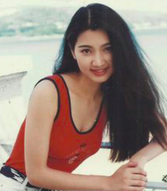 香港女星洪欣年轻的时候有多漂亮,看完这些照片后你就