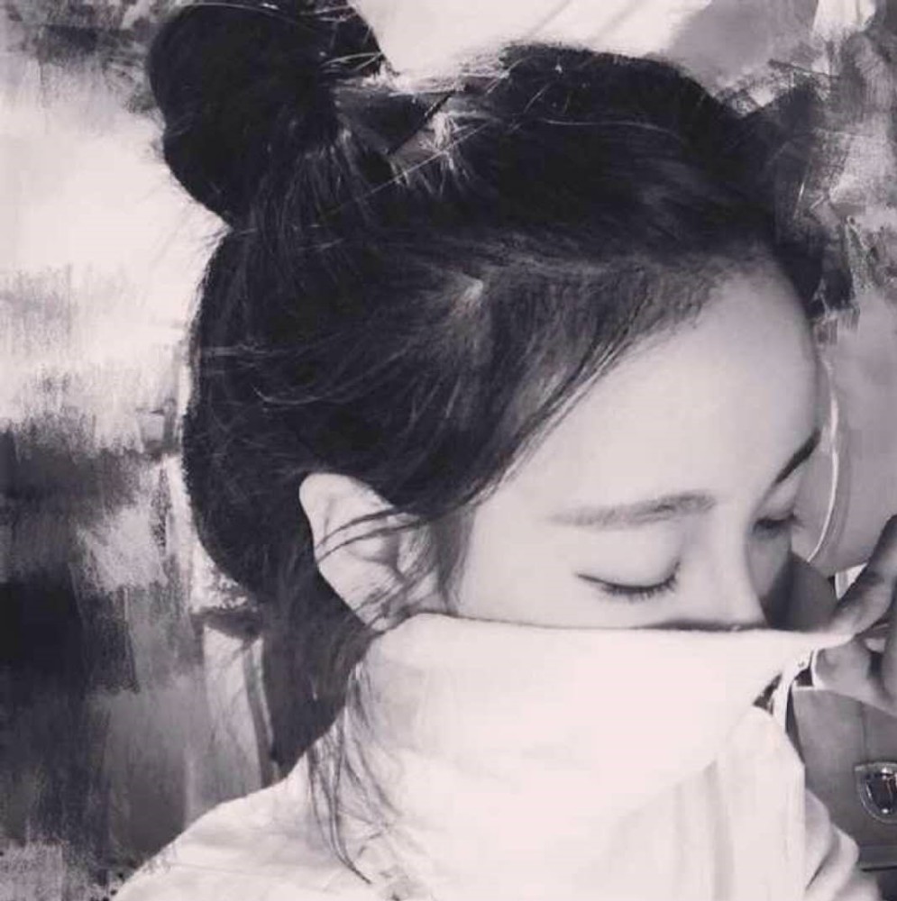 侧颜杀·清冷·分手后女生头像,"大猪蹄子,我不爱你了