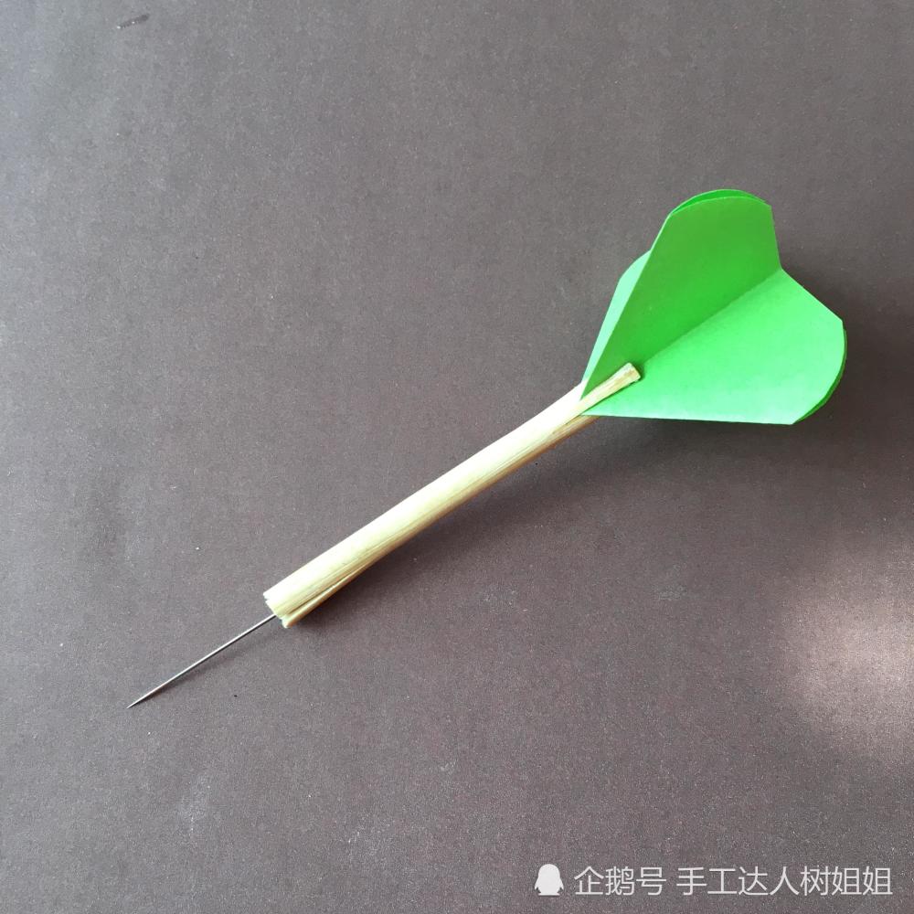 亲子手工玩具:飞镖的制作方法