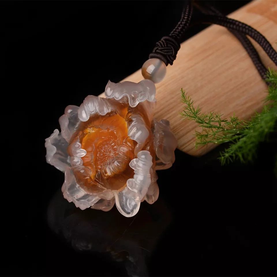 玉雕师为女神定制的花,总有一枝适合你!