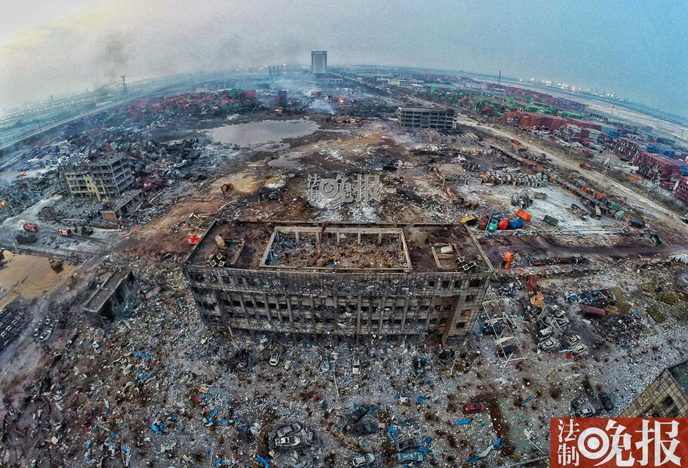 天津港爆炸1个月航拍对比