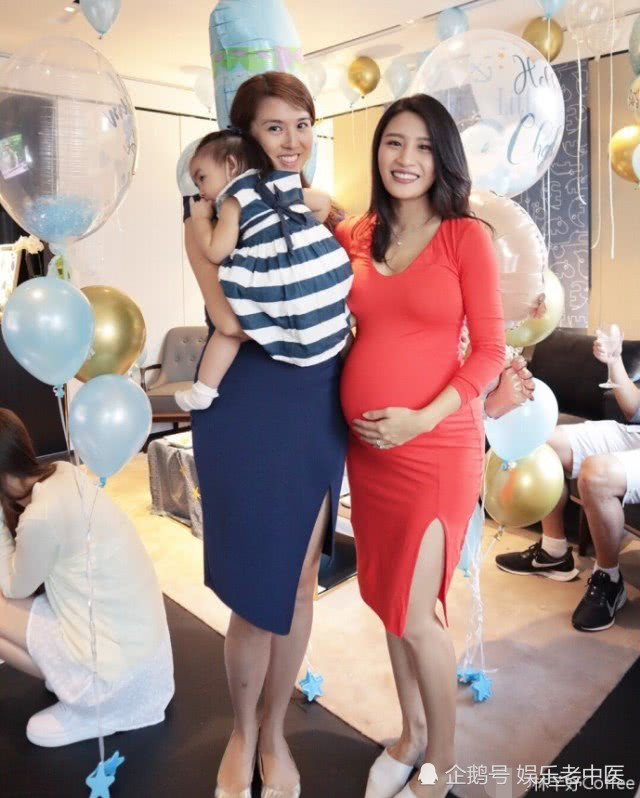 林芊妤晒哺乳照号召母乳喂养,网友:伟大的母爱!