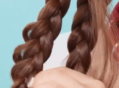 谁说麻花辫太过时太土气?女明星们现在可都靠它重回少女呢