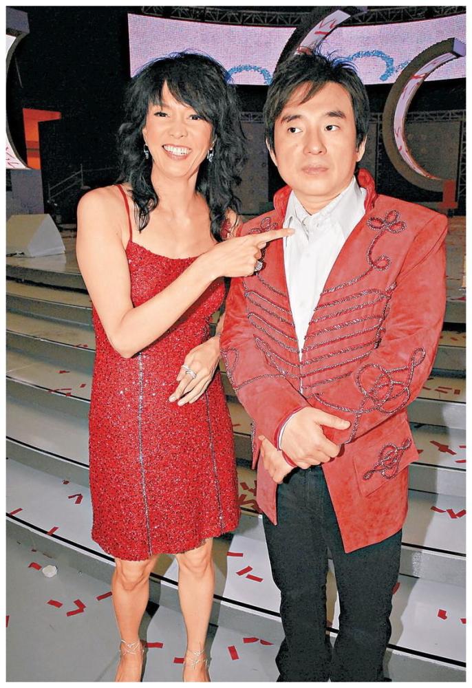 生活起冲突再见也是朋友郑裕玲,吕方16年情玩完,现在再看两人,郑裕玲