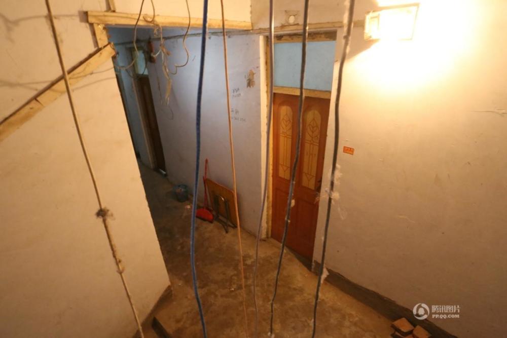 郑州一高校6000余学生校外租房住