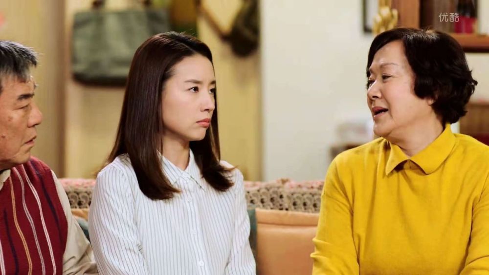 《幸福一家人》董洁相亲像皇帝选妃,花式吐槽相亲对象