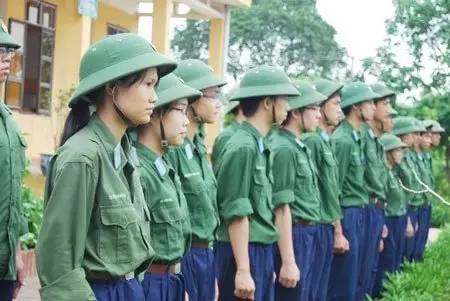 中国部队女兵内衣_中国女兵