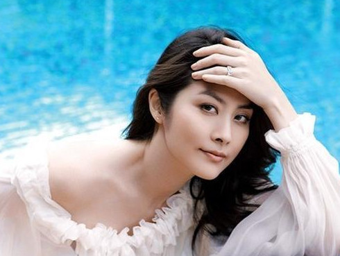 谁是娱乐圈的建校狂魔?周星驰建100所小学,他