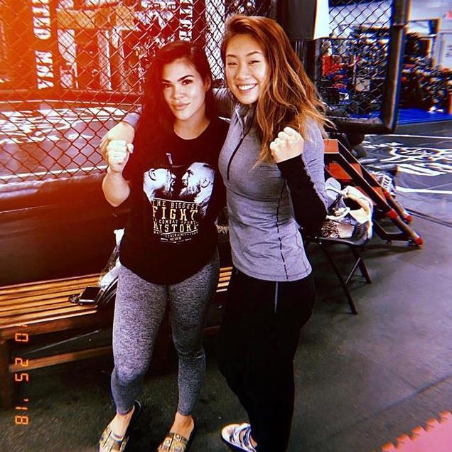 ufc性格女格斗,自赚身家开绝版跑车,如今却遭老公家暴