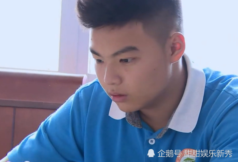 《变形计》张明扬家豪车算什么?再看看梁佳铭的早餐,真正的豪门