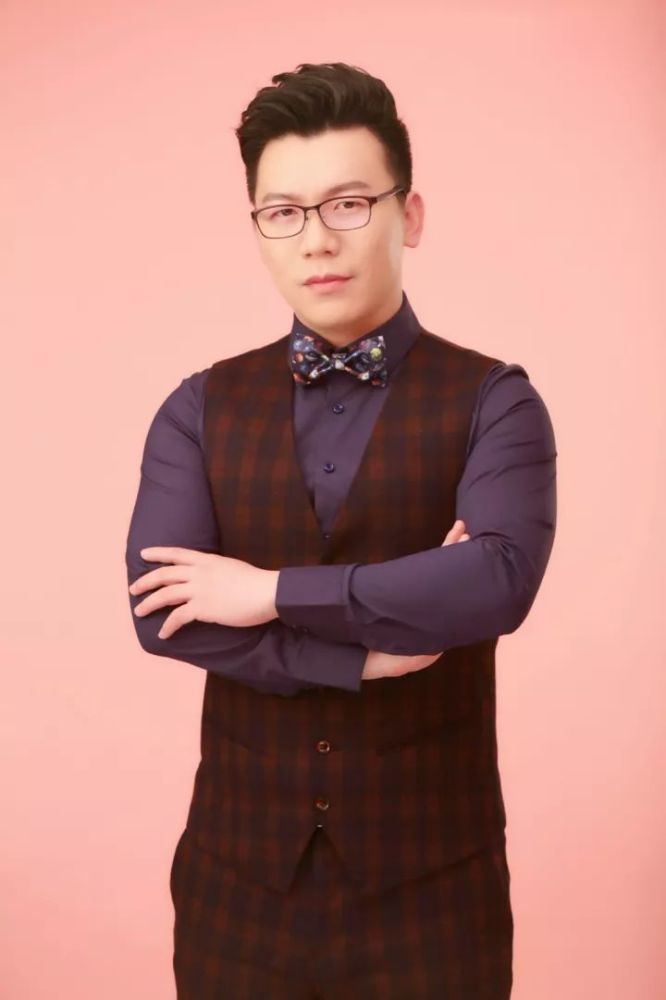 《奇葩说》:陈铭一本正经的胡说八道,观众竟然都被他说服了!