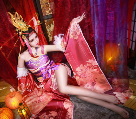 画江湖之不良人,幻音坊女帝cos,大长腿美轮美奂!