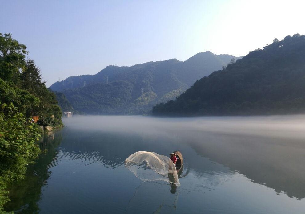 "牺牲"几万人才造就的湖南"最佳旅游景区"-资兴东江湖