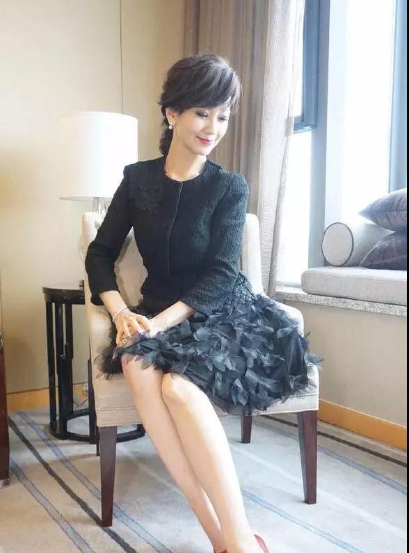赵雅芝和刘晓庆的美貌怎么了曾经的不老女神终于毁容了