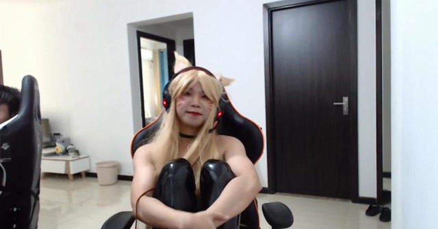 lol女装大佬sneaky又来新作品啦一来来四只狐狸谁受得