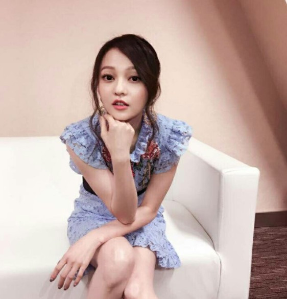 盘点娱乐圈中最瘦的女明星,张韶涵体重不到80斤,而她瘦到脱相