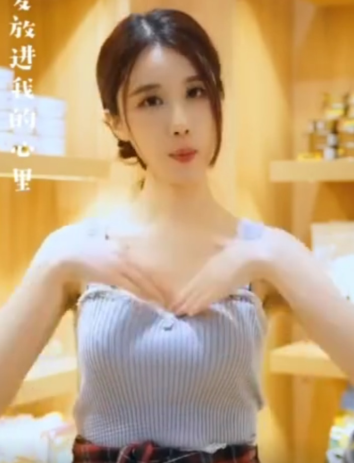 龅牙婚纱照_儿童龅牙照片