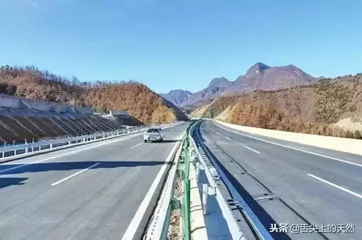 喜讯!2022年 河南卢氏至陕西洛南高速通车