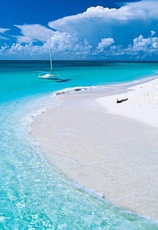 享受大海沙滩阳光般的生活——亚费兹洛伊岛