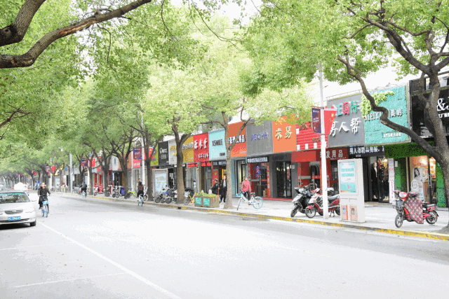 第一次和那谁么么哒! 嘿嘿嘿!