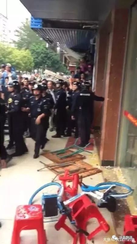 高州沙县小吃店主被群殴事件来龙去脉