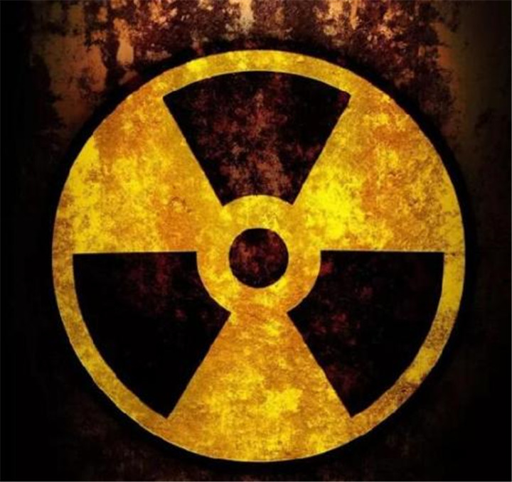 核辐射到底有多可怕?只泄露半秒钟,科学家就直接躺在床上等死