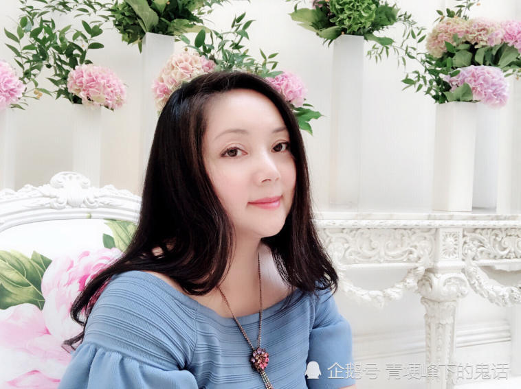 张莉到现在仍旧没有结婚,依旧是单身,有没有发现张莉和欧阳奋强这张