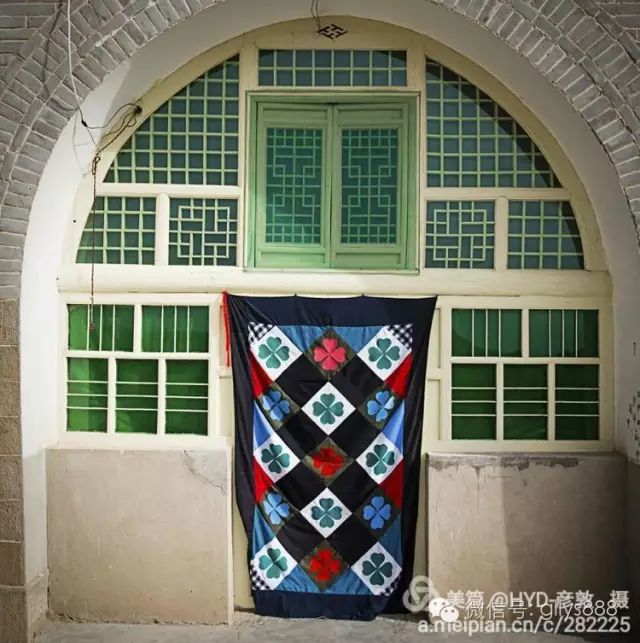陕北民间的拼布门帘文化