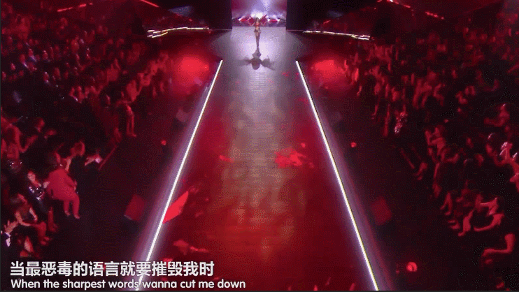 维密视频释出!腰精糖糖,妩媚刘雯齐上线,利马退役秀仍在救场