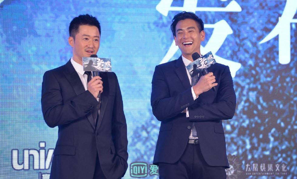 彭于晏吴京出席发布会,网友:吴京身高输了,但是气场却