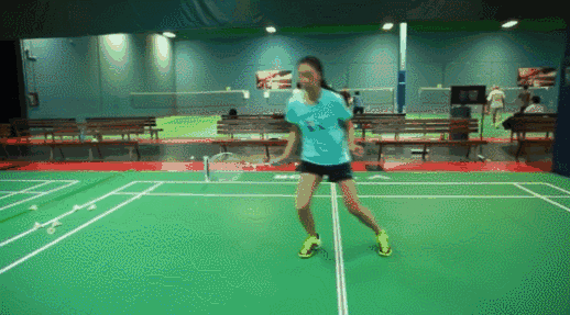 羽毛球全场步伐,只需学会这六种,足以应对,动图示范,值得学习