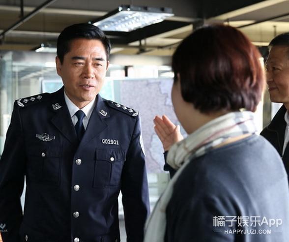 《湄公河》戏服有玄机！陈宝国000001警号太牛啦