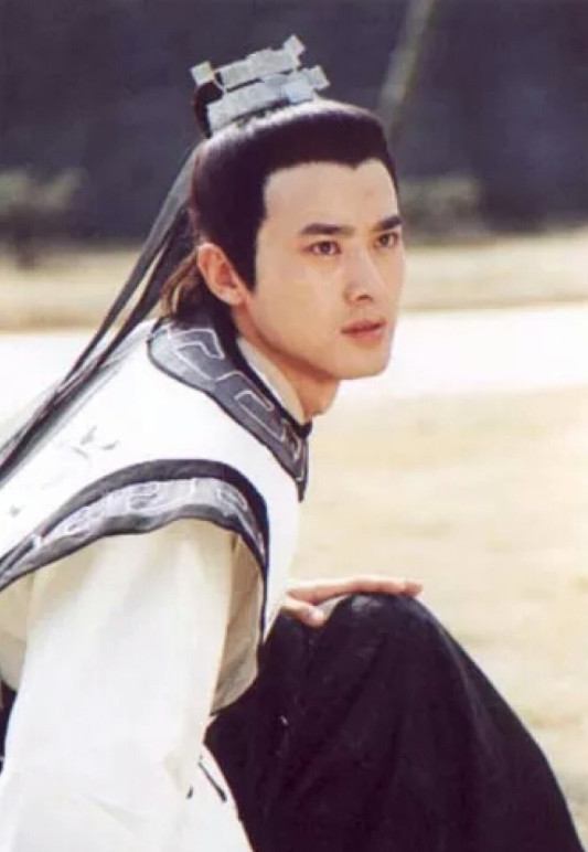 5位男星书生扮相,黄轩呆萌,陈晓儒雅,他最有气质!