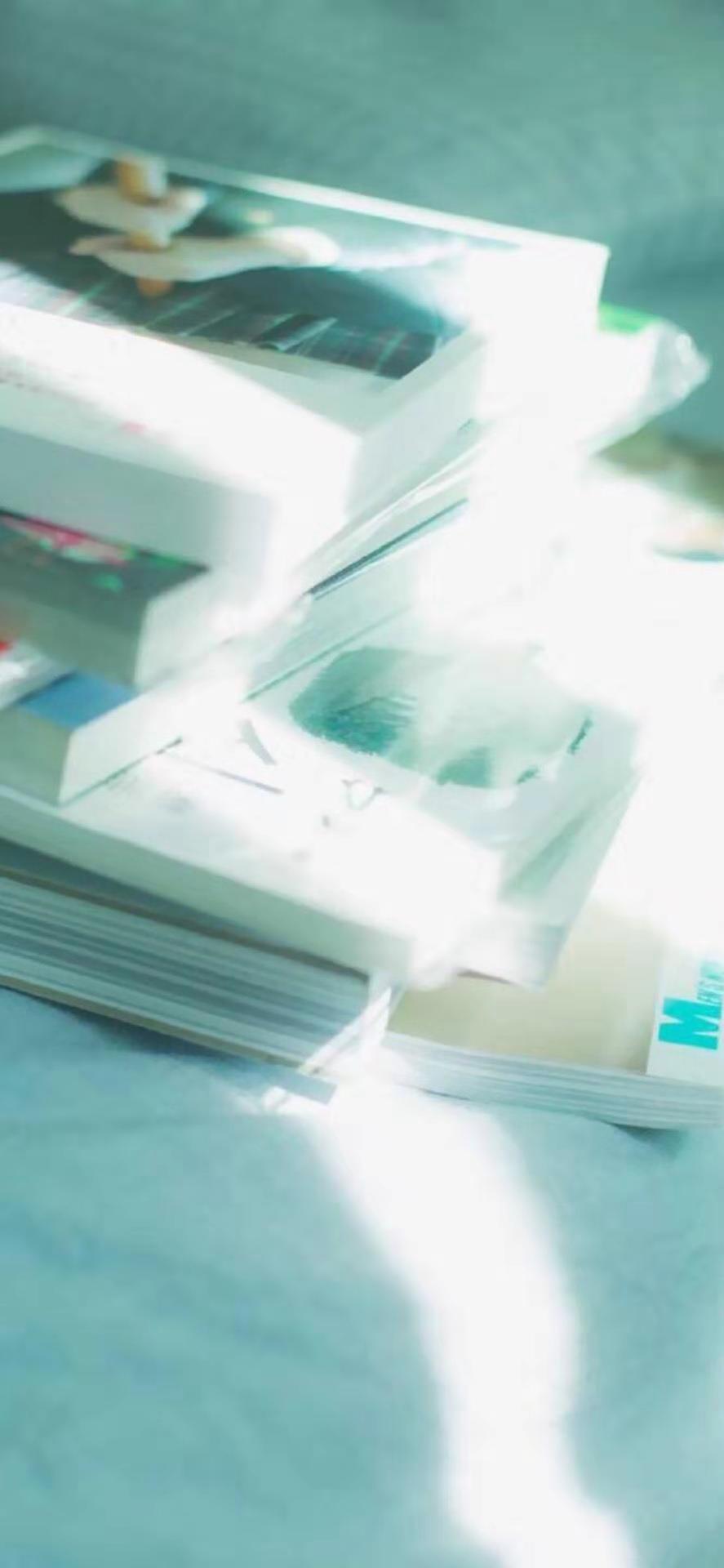 纯色·淡雅小清新壁纸:"白水清茶,便是闲时最好的陪伴