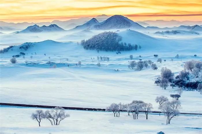 周末塞北雪乡 冰雪世界 草原越野摄影深度游 万马奔腾