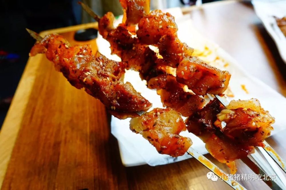 宝藏店!脆皮馍夹大腰子羊肉串,小炒泡馍油泼面