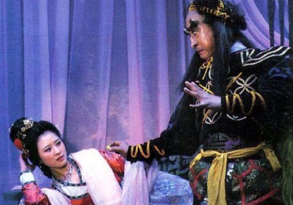 白骨精放屁猜成语_看图猜成语(3)