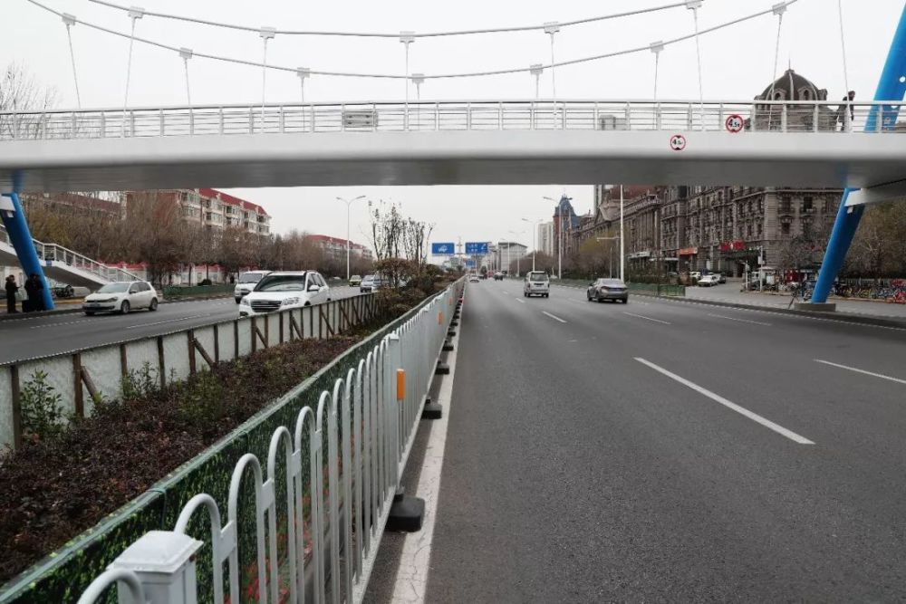 三是靖江路快速路.