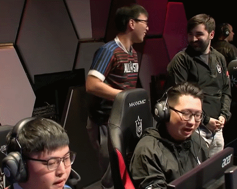 lol全明星上大师兄一个动作让人更讨厌uzi?