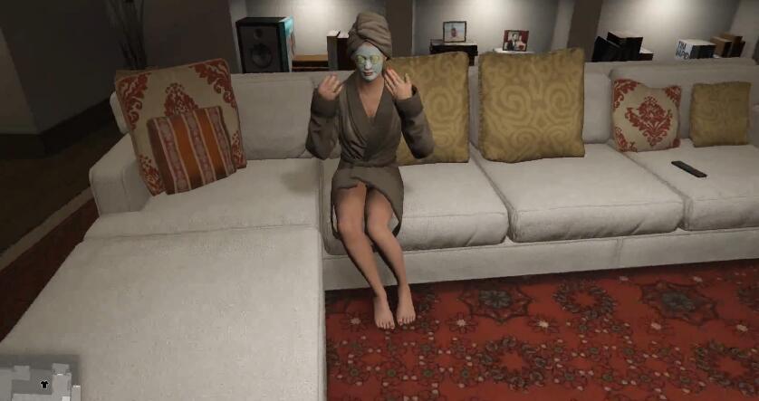《gta5》麦克老婆很少在家穿的居家服,竟然隐藏这种福利!