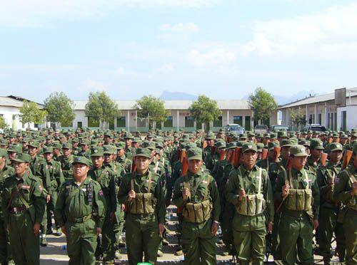 湖北恩施男子偷渡去缅甸果敢当兵被家人劝回 