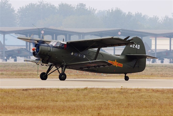 安-2/运-5,一种很"长寿"的双翼螺旋桨运输机,仍在飞行