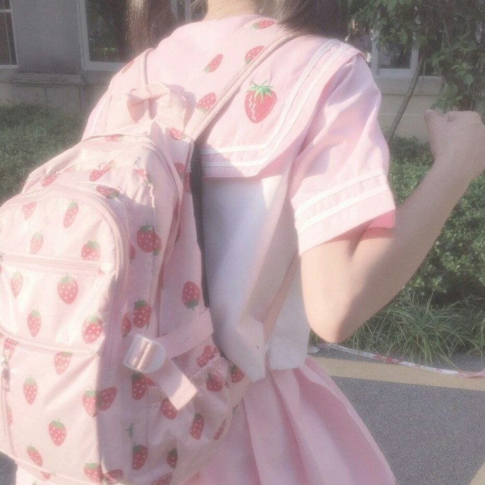 青春可爱·少女·头像/背景图,"做自己的梦,走自己的路"